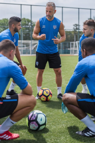 C.U.E. en Representación y Gestión de Futbolistas