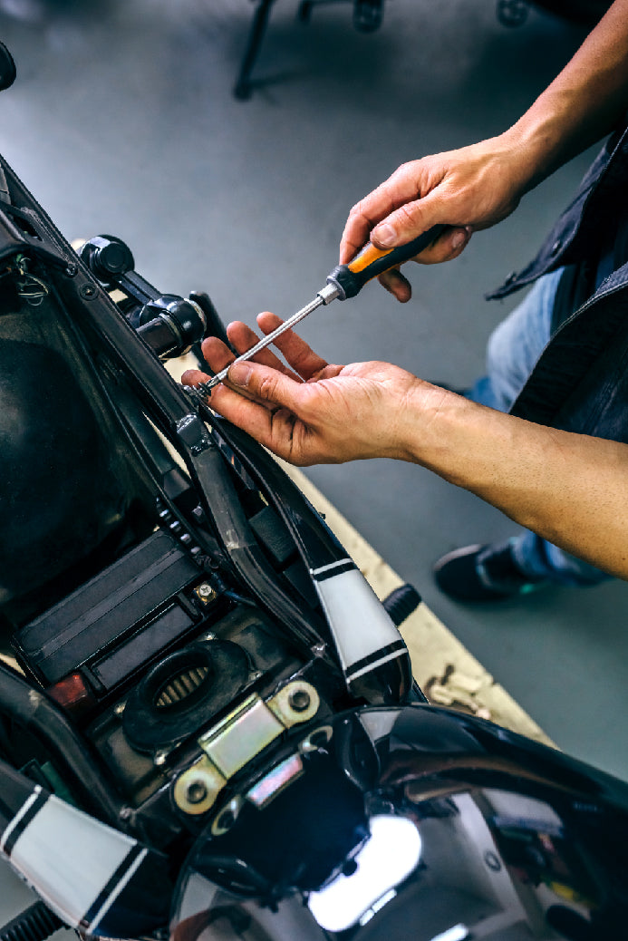 Mantenimiento de los Sistemas Eléctricos y Electrónicos de Vehículos