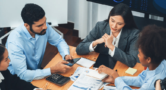 ADMINISTRACIÓN & ECONOMÍA