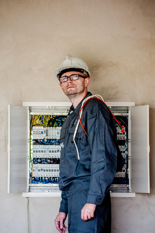 Instalador Electricista de Edificios y Viviendas